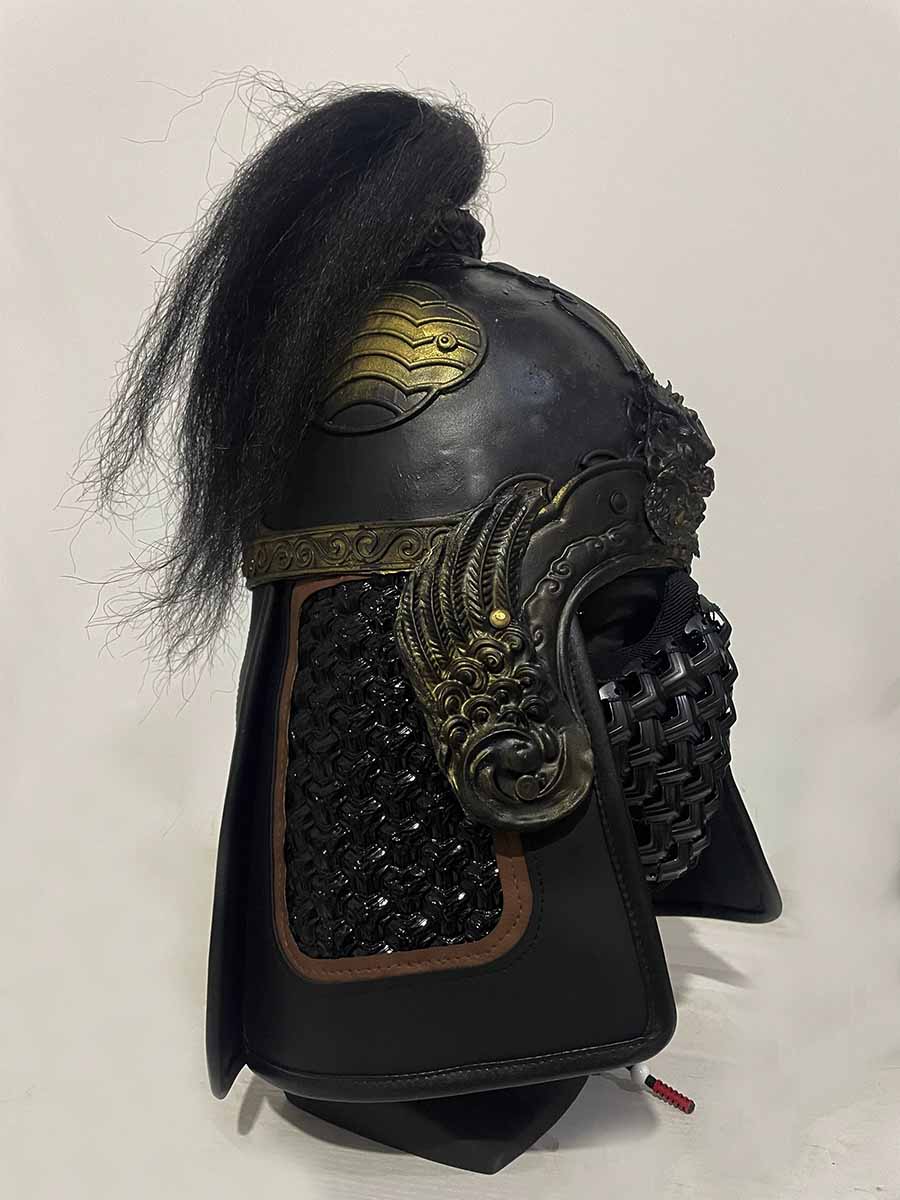 Real Armor Helmet Men Chinese  - Men Accessories H&M 评论和价格